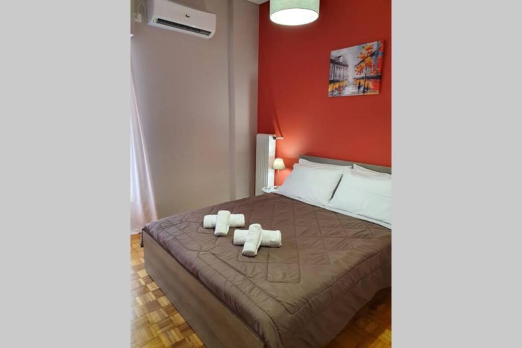 Greek Hospitality In A Modern Apartment アテネ エクステリア 写真